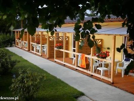 Wrzos Hotel Сяноженти Екстериор снимка