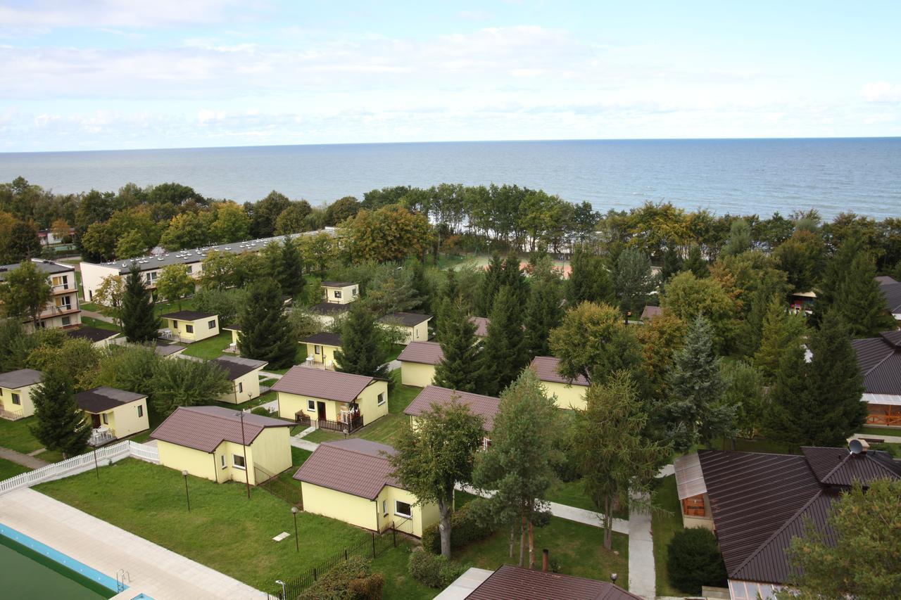 Wrzos Hotel Сяноженти Екстериор снимка