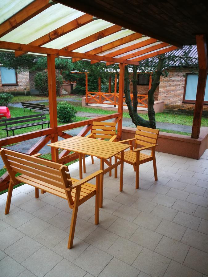 Wrzos Hotel Сяноженти Екстериор снимка